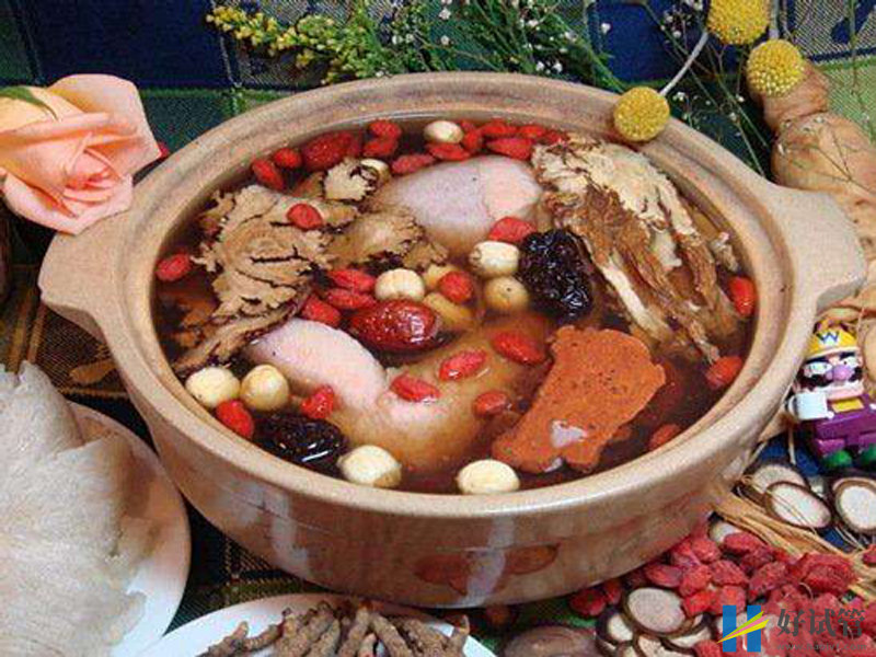 阴虚体质不适合喝?十全大补汤这些禁忌你要知道(图1) 十全大补汤的禁忌人群