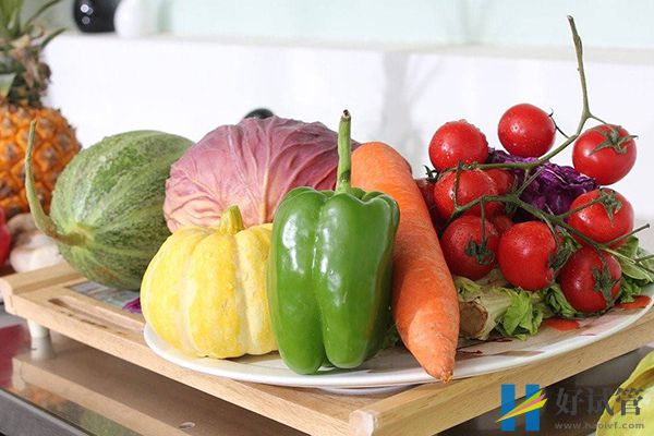 女人必吃10款暖宫食物一览表,常吃桂圆等水果远离宫寒!(图1) 女人可以吃的暖宫食物有很多