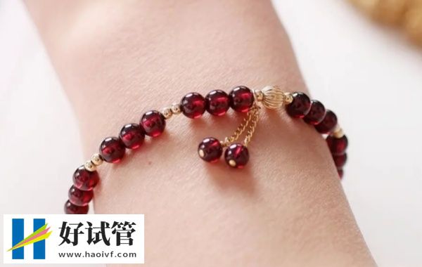 民间流传求子助孕灵验的方法,快试试佩戴玉器(图3) 红色石榴石为纯阳之物